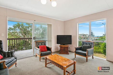 Photo of property in 212 Seaforth Road, Waihi Beach, 3611