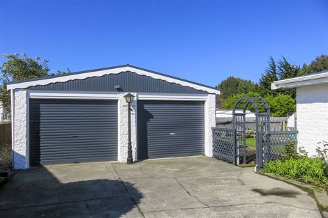 Photo of property in 145 Mcquarrie Street, Kingswell, Invercargill, 9812