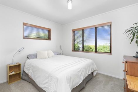 Photo of property in 17 Pokapu Place, Bethlehem, Tauranga, 3110