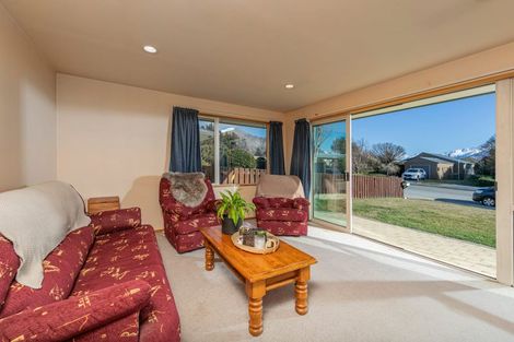 Photo of property in 7 Kings Drive, Wanaka, 9305