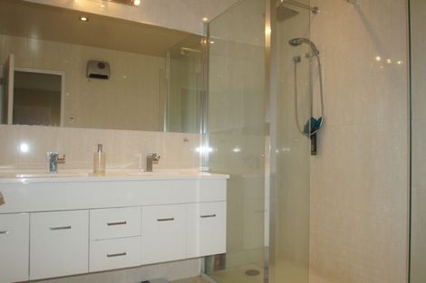 Photo of property in 103 Windermere Road, Papanui, Christchurch, 8053