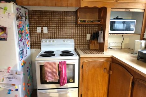 Photo of property in 18b South Street, Tawa, Wellington, 5028