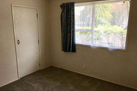 Photo of property in 390 Bucklands Beach Road, Bucklands Beach, Auckland, 2012