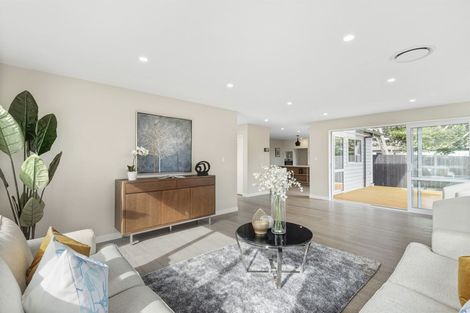 Photo of property in 538a Glenfield Road, Glenfield, Auckland, 0629