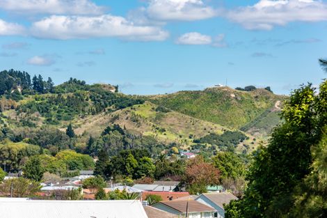 Photo of property in 24 Lyell Road, Outer Kaiti, Gisborne, 4010