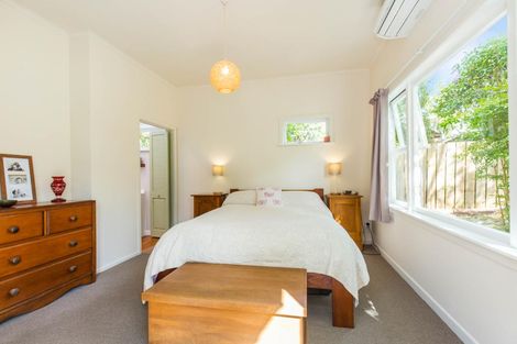 Photo of property in 98 Konini Road, Titirangi, Auckland, 0604