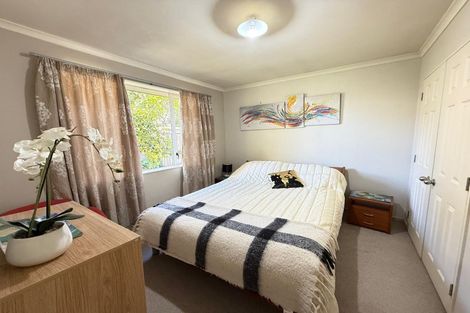 Photo of property in 404a Te Atatu Road, Te Atatu Peninsula, Auckland, 0610