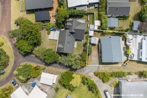 Photo of property in 60 Beaumont Green, Pauanui, Hikuai, 3579