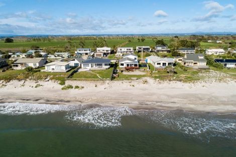 Photo of property in 393 Pukehina Parade, Pukehina, Te Puke, 3189