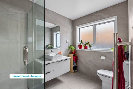 Photo of property in 60 Godfrey Drive, Orewa, 0931