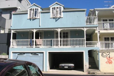 Photo of property in 38 Drummond Street, Mount Cook, Wellington, 6021