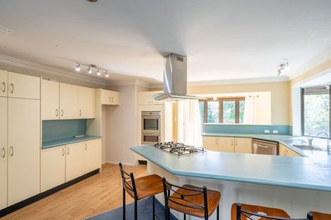 Photo of property in 63 Clifton Terrace, Fitzherbert, Palmerston North, 4410