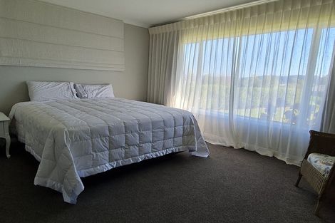Photo of property in 13 Kestrel Lane, Kinloch, Taupo, 3377
