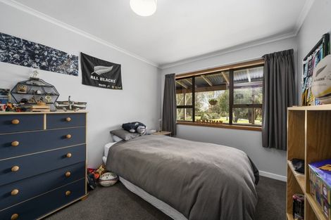 Photo of property in 8a Carthew Street, Okato, 4335