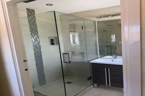 Photo of property in 1/6 Alana Place, Mount Wellington, Auckland, 1060