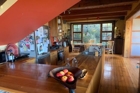 Photo of property in 57 Hawkhurst Road, Lyttelton, 8082