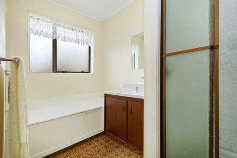 Photo of property in 9a Beauchamp Street, Tawa, Wellington, 5028