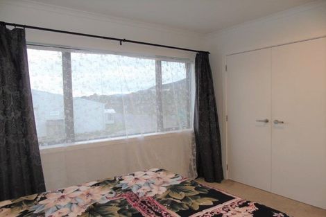 Photo of property in 19/9 Surrey Street, Tawa, Wellington, 5028