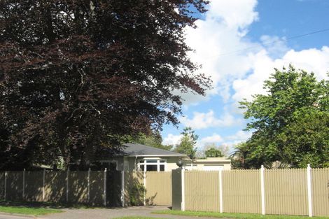 Photo of property in 72 Thornton Road, Cambridge, 3434