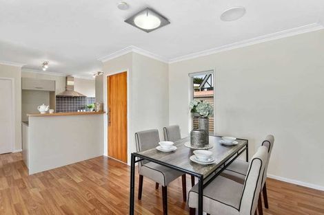 Photo of property in 2/148 Arran Road, Browns Bay, Auckland, 0630