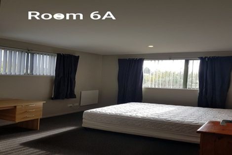 Photo of property in 100 Rattray Street, Riccarton, Christchurch, 8041