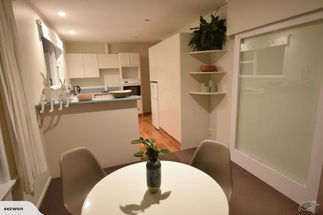 Photo of property in 25 Sutcliffe Street, Saint Clair, Dunedin, 9012