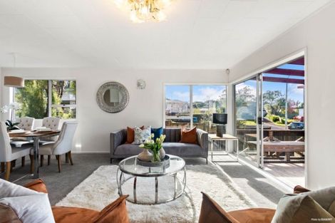 Photo of property in 10 Kereru Place, Half Moon Bay, Auckland, 2012