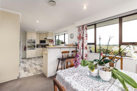 Photo of property in 23 Timaru Road, Waimate, 7924