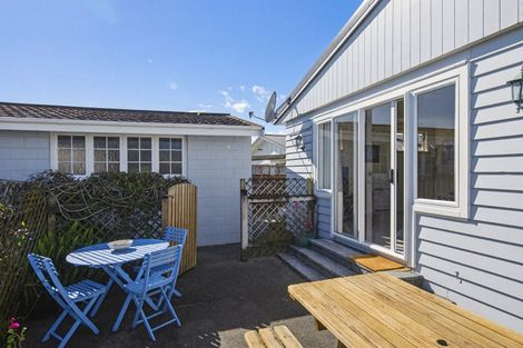 Photo of property in 6 Teoti Street, Paraparaumu Beach, Paraparaumu, 5032