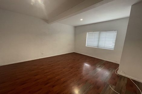 Photo of property in 1 Silverstone Place, Henderson, Auckland, 0612