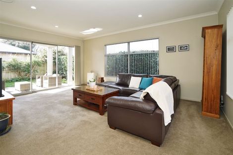 Photo of property in 31 Mickelson Avenue, Rototuna, Hamilton, 3210