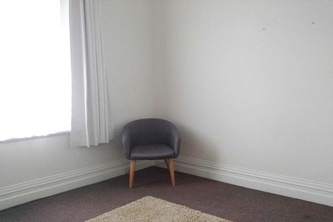 Photo of property in 8 Cutfield Road, New Plymouth, 4310