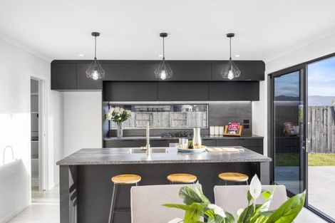 Photo of property in 92 Great South Road, Pokeno, 2402