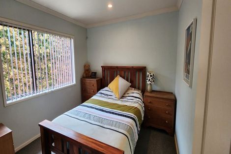 Photo of property in 202 Greenhithe Road, Greenhithe, Auckland, 0632