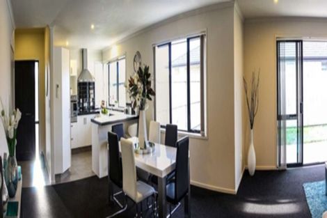 Photo of property in 37 Rainey Crescent, Papamoa Beach, Papamoa, 3118