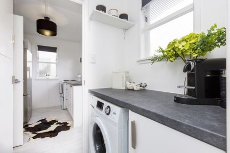 Photo of property in 2/504 Fergusson Drive, Trentham, Upper Hutt, 5018