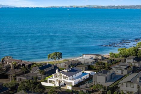 Photo of property in 23 Muritai Road, Milford, Auckland, 0620