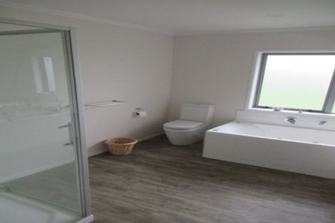 Photo of property in 136 Fairview Drive, Birchville, Upper Hutt, 5372