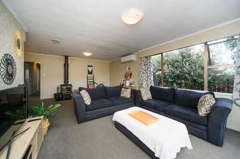 Photo of property in 1 Kimberley Grove, Westbrook, Palmerston North, 4412