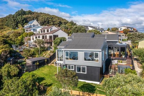 Photo of property in 19 Mercury Way, Whitby, Porirua, 5024