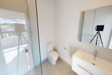 Photo of property in 1c Wai-iti Crescent, Woburn, Lower Hutt, 5010