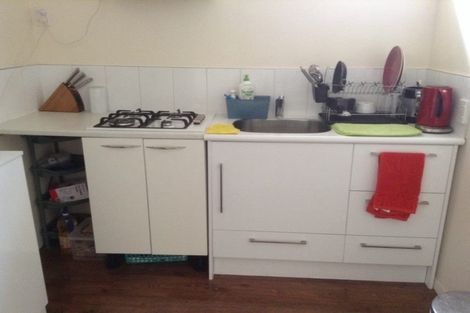 Photo of property in 82a Kelman Road, Kelston, Auckland, 0602