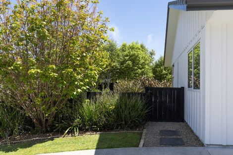Photo of property in 14 Matau Close, Te Kauwhata, 3710