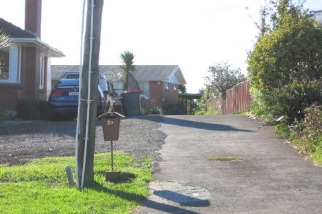 Photo of property in 33 School Road, Te Atatu South, Auckland, 0610