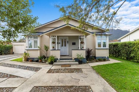 Photo of property in 10 Stanley Avenue, Te Aroha, 3320