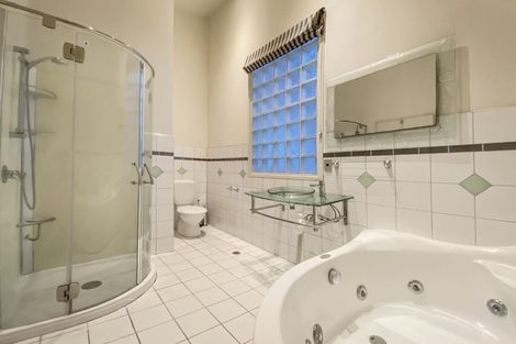 Photo of property in Hb Apartments, 1/3 Holland Street, Te Aro, Wellington, 6011