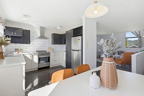 Photo of property in 3 Tedder Way, Karori, Wellington, 6012