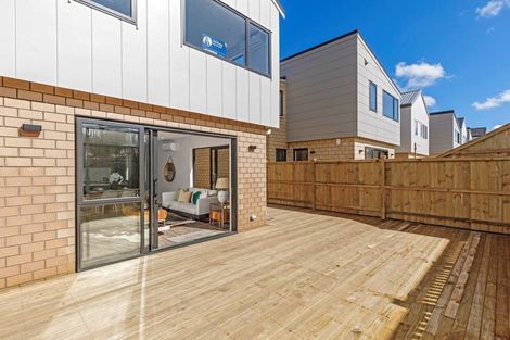 Photo of property in 41 Sunnyheights Road, Orewa, 0931