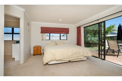 Photo of property in 36 Fordyce Road, Parakai, 0830