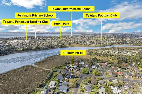 Photo of property in 1 Realm Place, Massey, Auckland, 0614